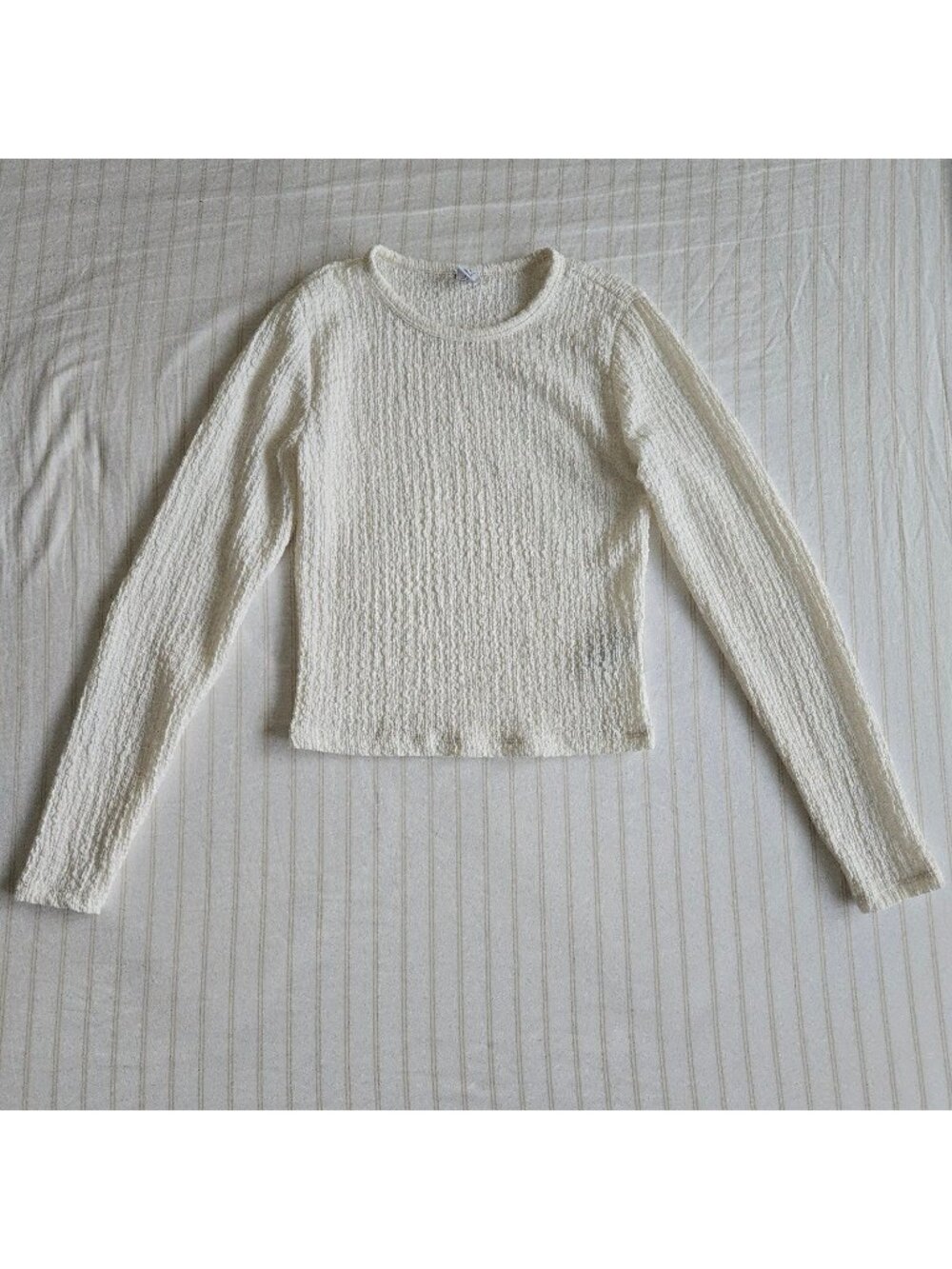 XS Fitted Textured Crop Top Off White Cream Full Sleeves Crew Neck
